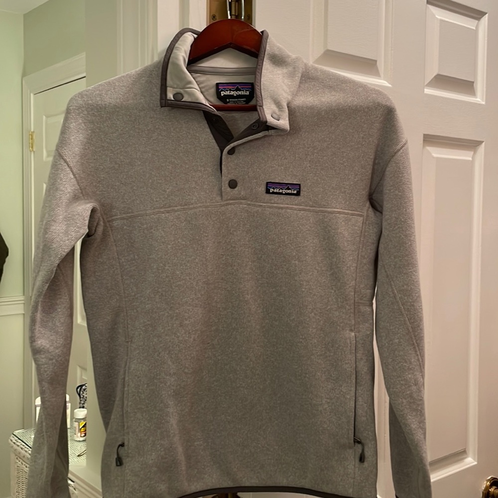 Small Womens Grey Patagonia Snap T